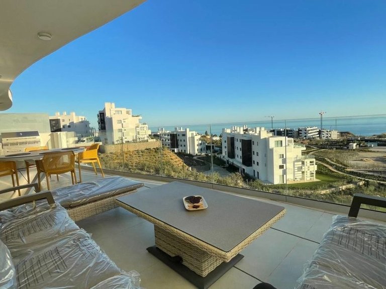 Apartment for Sale in Fuengirola, Malaga 3