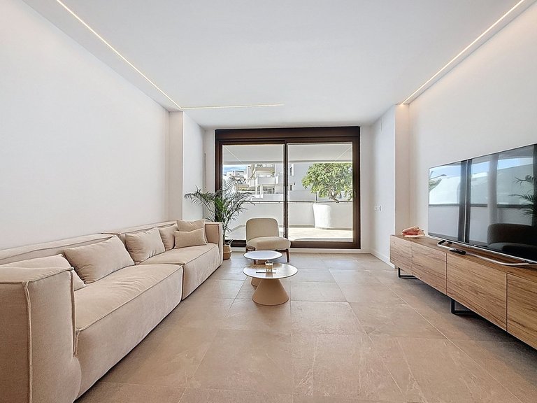 Apartment for Sale in Estepona, Malaga 3