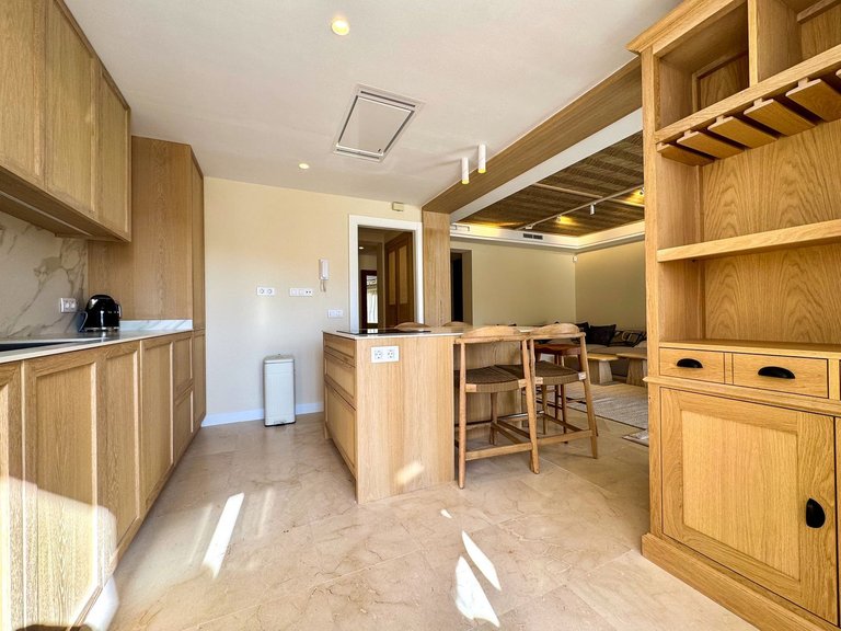 Apartment for Sale in Nueva Andalucía, Malaga 3