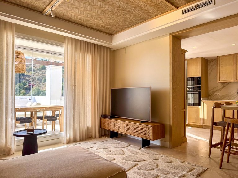 Apartment for Sale in Nueva Andalucía, Malaga 31