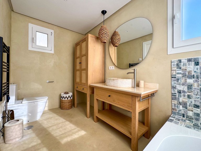 Apartment for Sale in Nueva Andalucía, Malaga 69