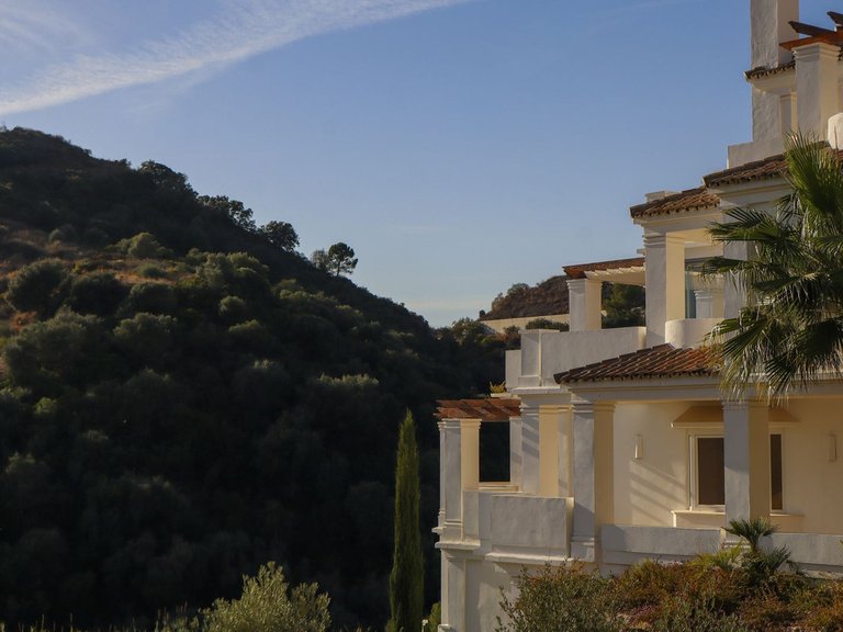 Apartment for Sale in Nueva Andalucía, Malaga 77