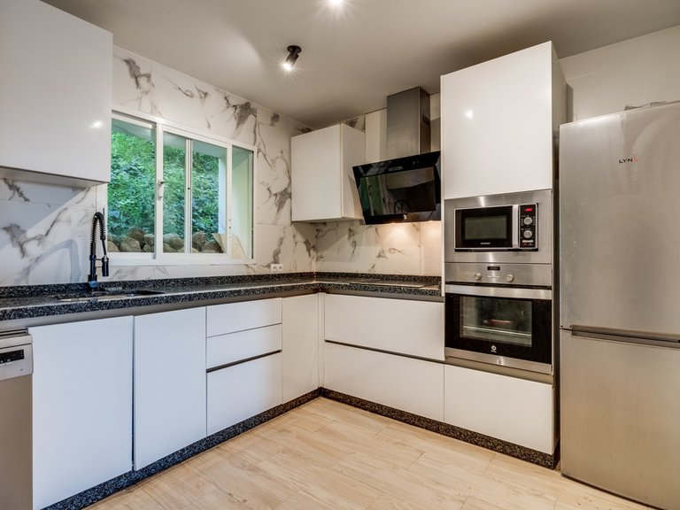 Apartment for Sale in La Quinta, Malaga 16
