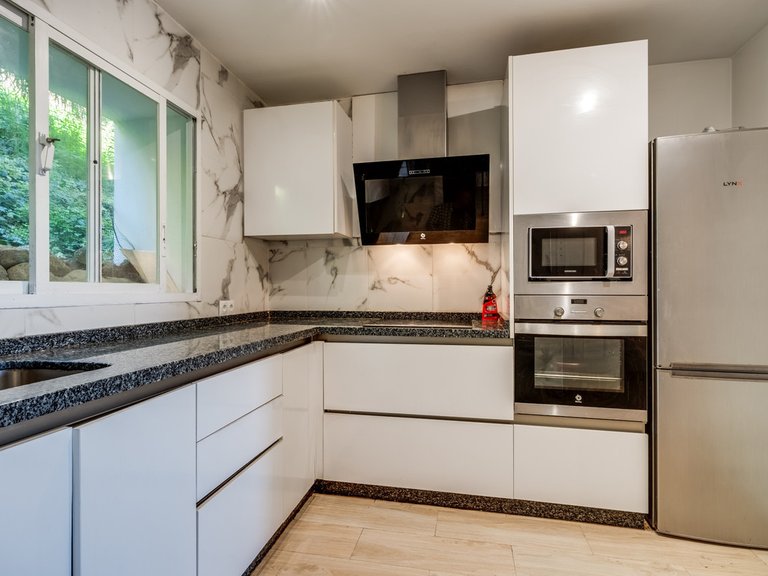 Apartment for Sale in La Quinta, Malaga 3