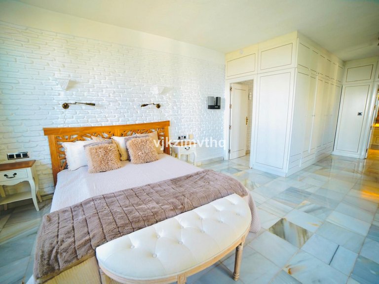 Villa for Sale in Benalmadena Pueblo, Malaga 12