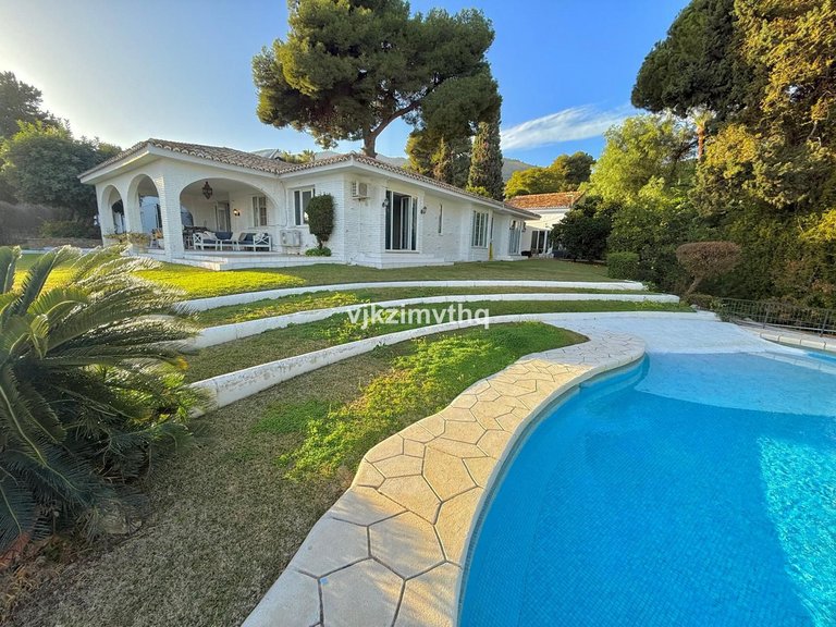 Villa for Sale in Benalmadena Pueblo, Malaga 31