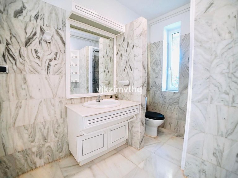 Villa for Sale in Benalmadena Pueblo, Malaga 8