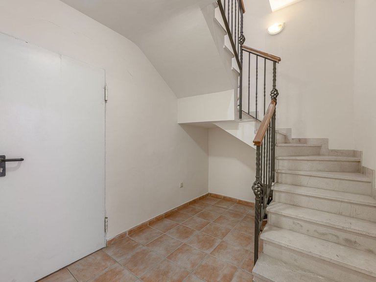 Villa for Sale in Nueva Andalucía, Malaga 35