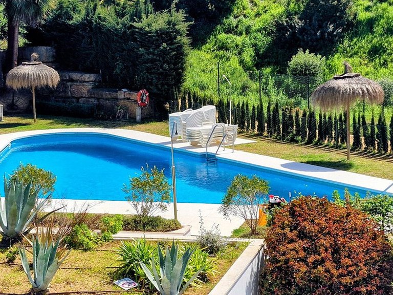 Villa for Sale in Cabopino, Malaga 25