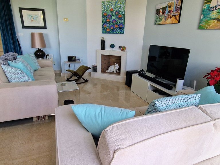 Villa for Sale in Cabopino, Malaga 5