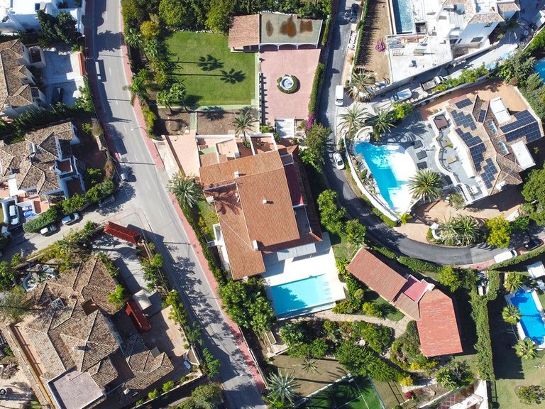 Villa for Sale in Nueva Andalucía, Malaga 20