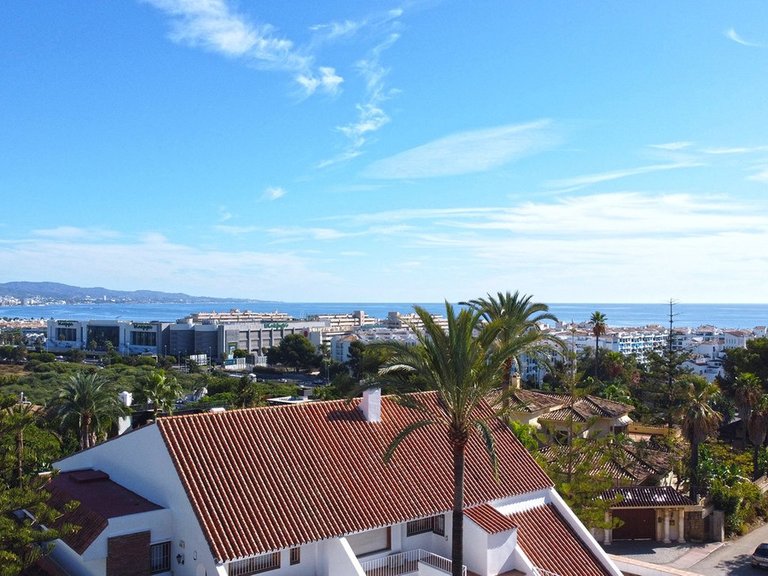 Villa for Sale in Nueva Andalucía, Malaga 21
