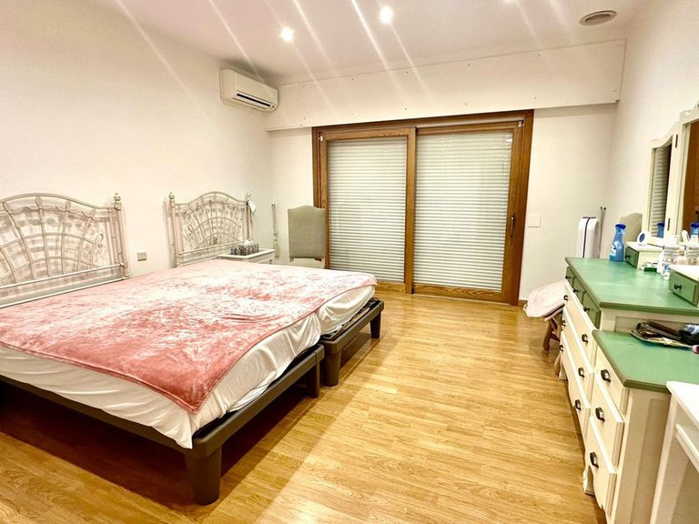 Villa for Sale in Nueva Andalucía, Malaga 25