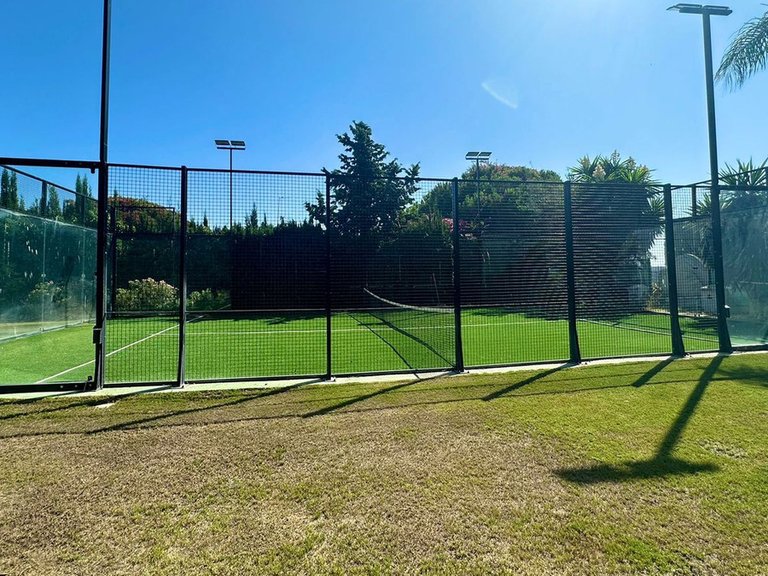 Villa for Sale in Nueva Andalucía, Malaga 39