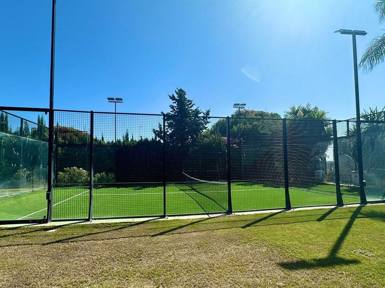 Villa for Sale in Nueva Andalucía, Malaga 5