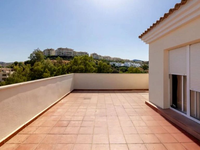 Apartment for Sale in Mijas Golf, Malaga 3