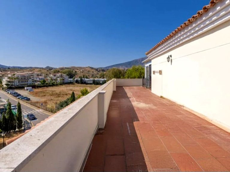 Apartment for Sale in Mijas Golf, Malaga 6
