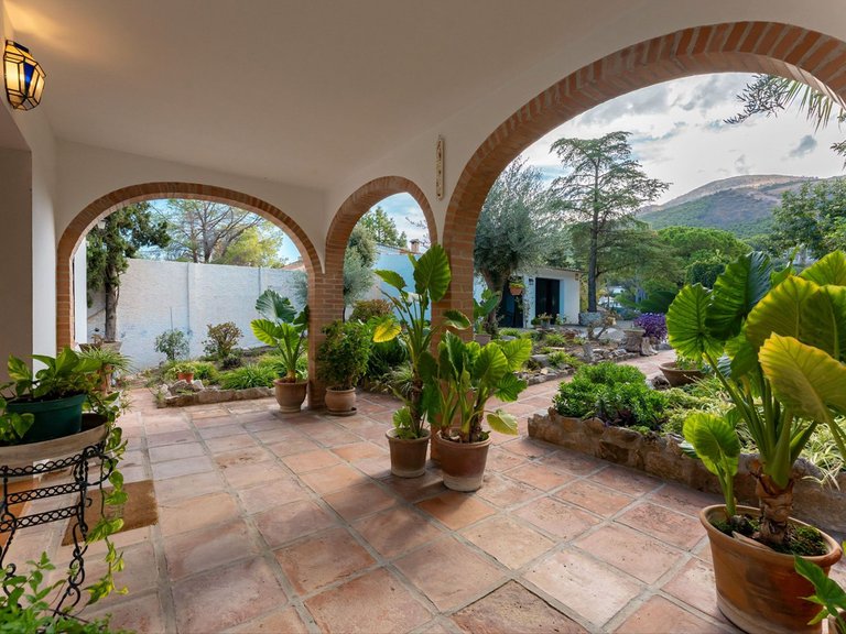 Villa for Sale in Alhaurín El Grande, Malaga 22
