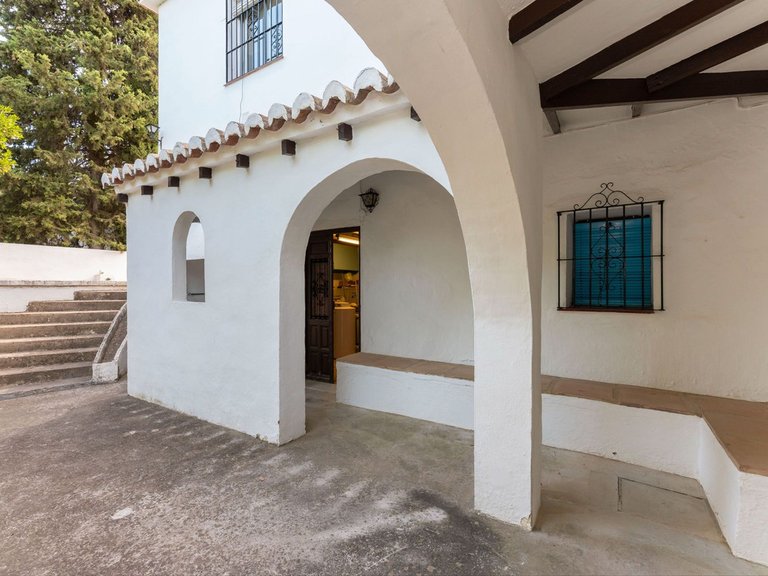 Villa for Sale in Alhaurín El Grande, Malaga 31