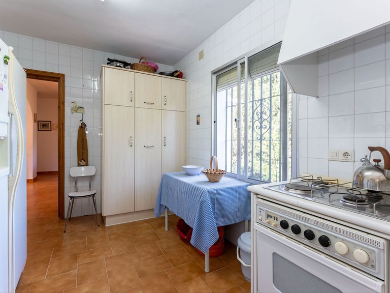 Villa for Sale in Alhaurín El Grande, Malaga 37