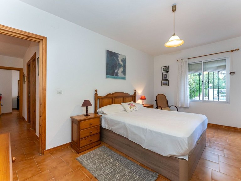 Villa for Sale in Alhaurín El Grande, Malaga 39