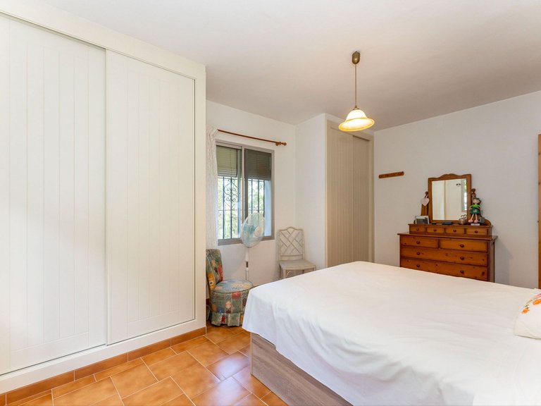 Villa for Sale in Alhaurín El Grande, Malaga 41