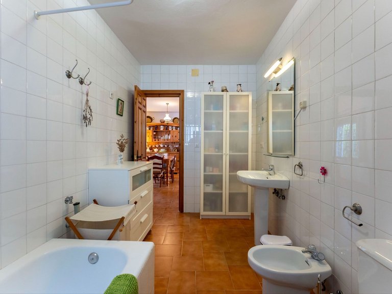 Villa for Sale in Alhaurín El Grande, Malaga 45