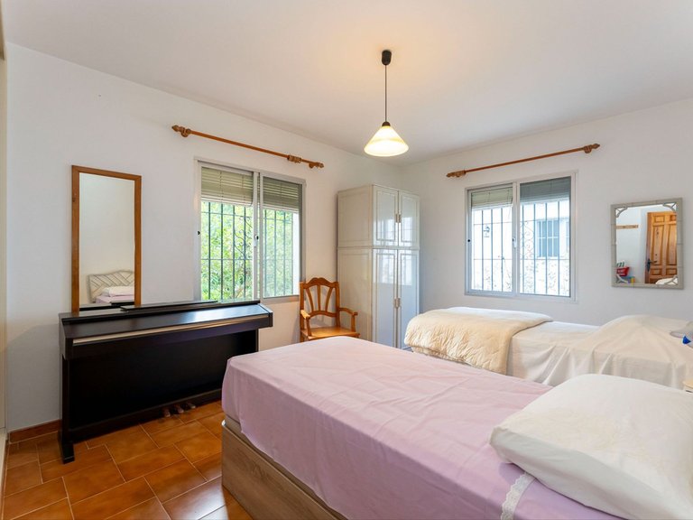 Villa for Sale in Alhaurín El Grande, Malaga 46