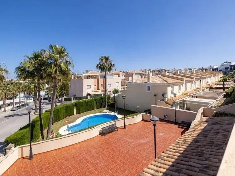 Villa for Sale in Torremolinos, Malaga 1