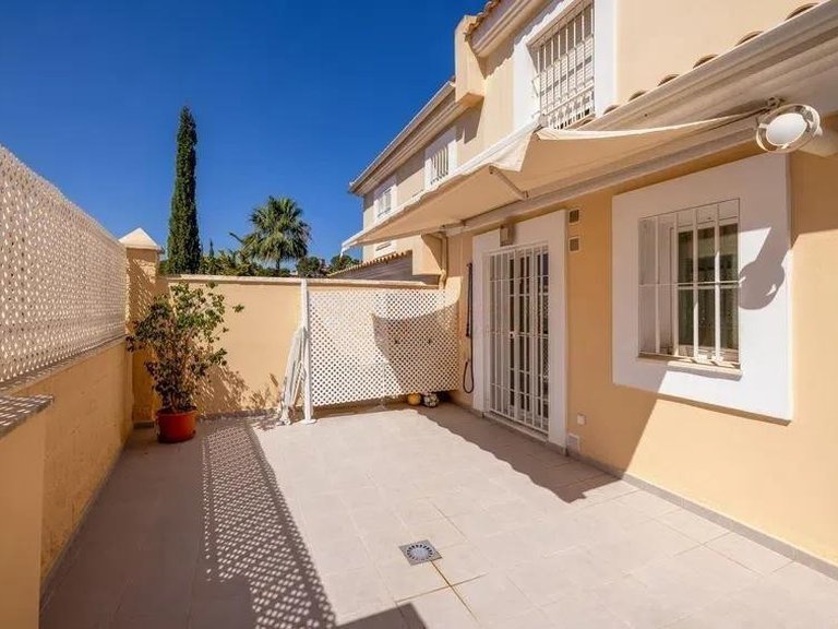 Villa for Sale in Torremolinos, Malaga 24