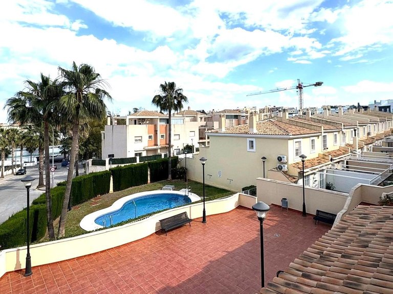 Villa for Sale in Torremolinos, Malaga 4
