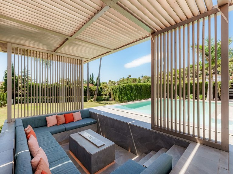 Villa for Sale in Nueva Andalucía, Malaga 15