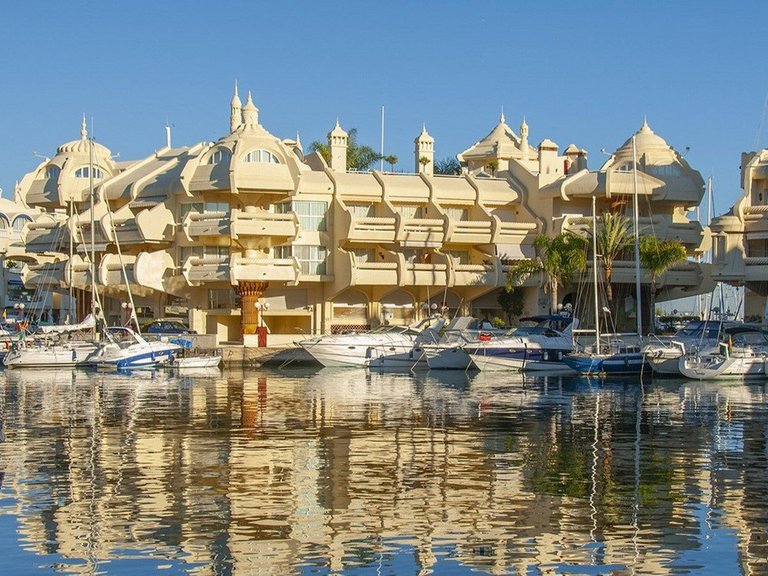 Penthouse for Sale in Benalmadena Costa, Malaga 12