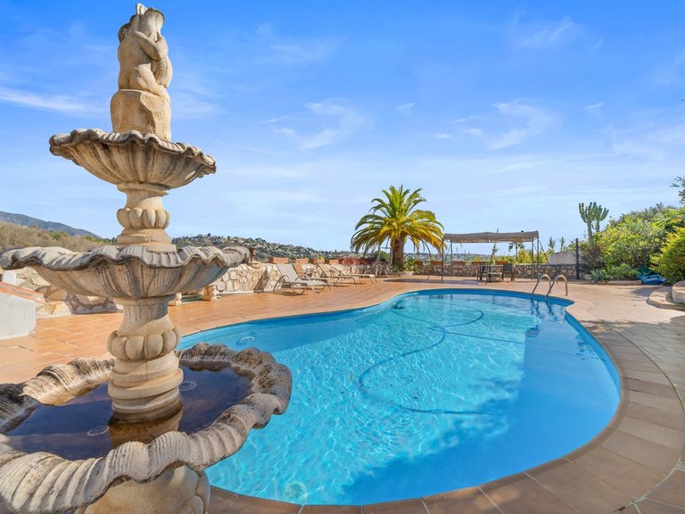 Villa for Sale in Mijas, Malaga 10