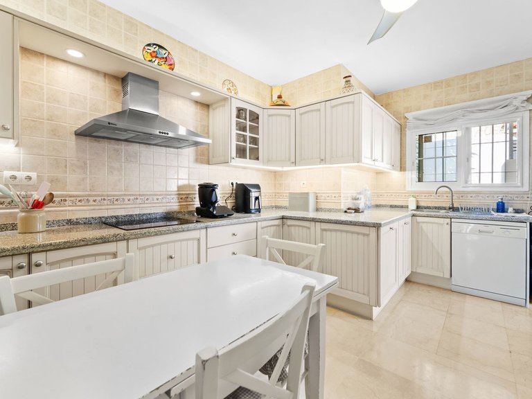 Villa for Sale in Mijas, Malaga 16