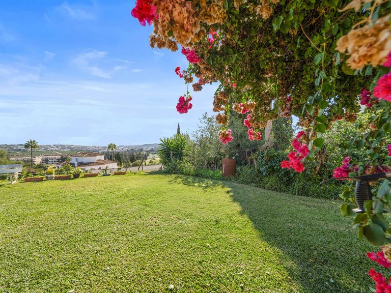 Villa for Sale in Mijas, Malaga 40