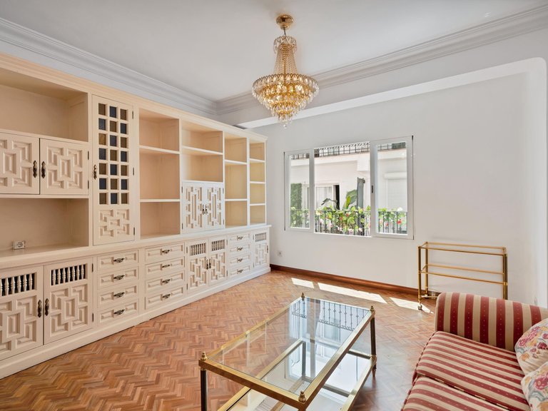 Apartment for Sale in Marbella, Malaga 12