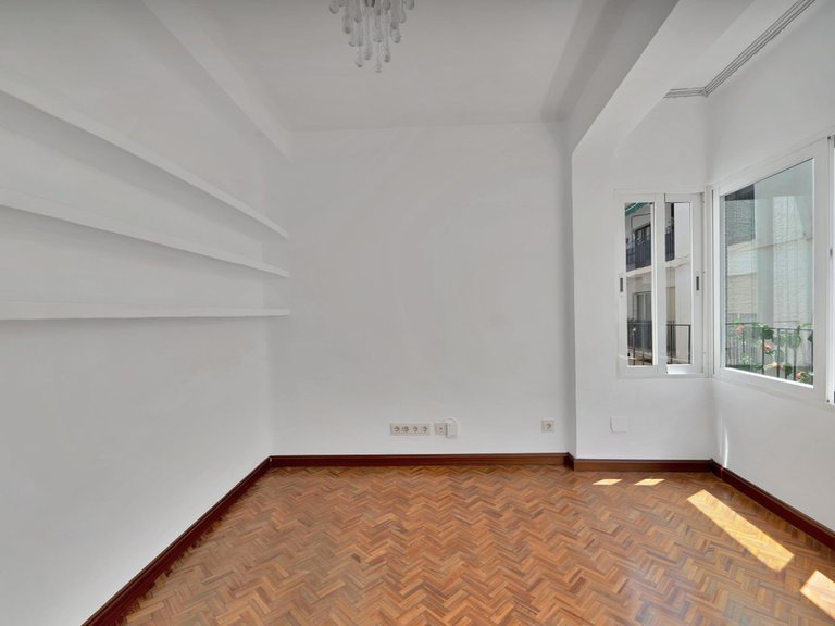 Apartment for Sale in Marbella, Malaga 30