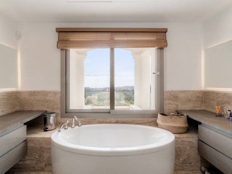 Villa for Sale in Benahavís, Malaga 19