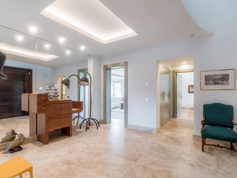 Villa for Sale in Benahavís, Malaga 28