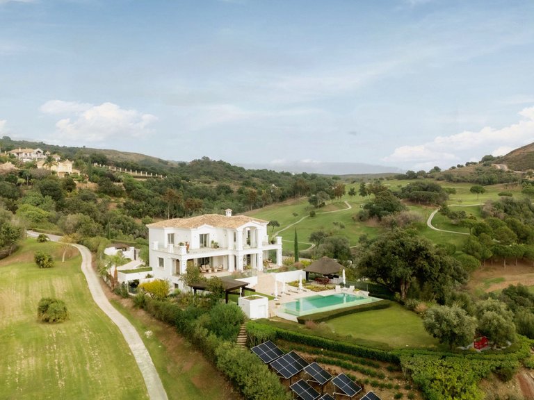 Villa for Sale in Benahavís, Malaga 4