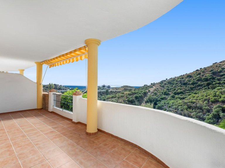 Apartment for Sale in Calahonda, Malaga 7