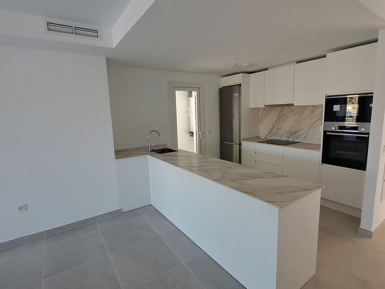 Apartment for Sale in La Cala, Malaga 8