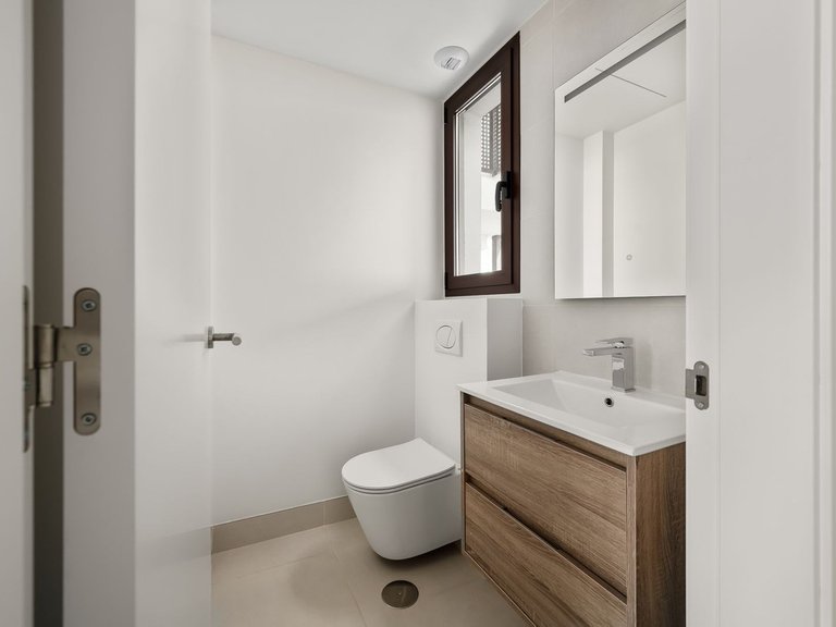 Apartment for Sale in Fuengirola, Malaga 17