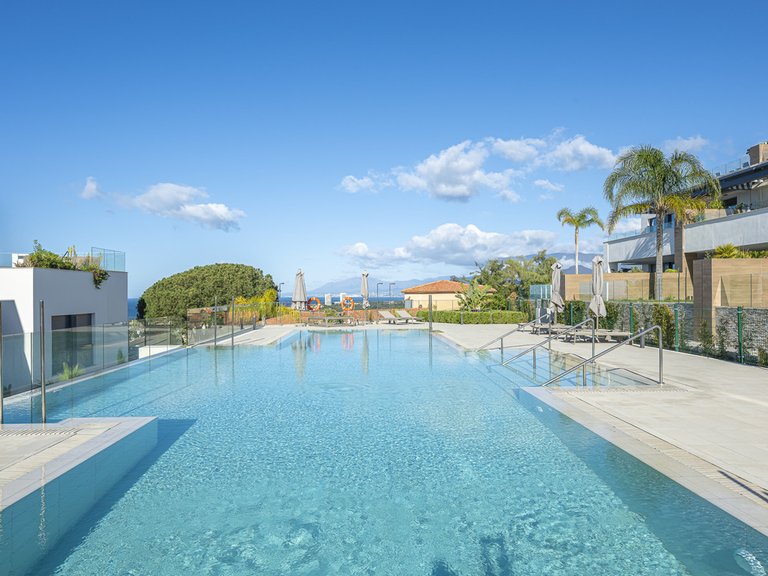 Apartment for Sale in Artola, Malaga 32