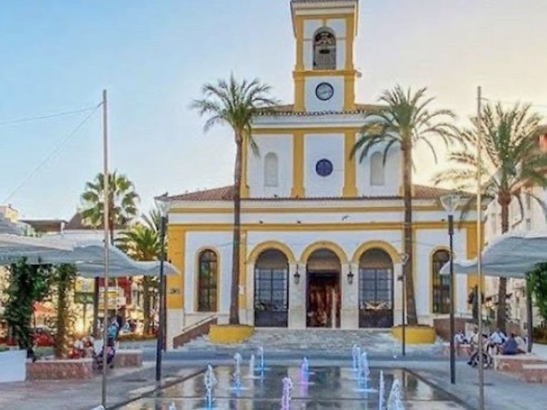 Apartment for Sale in San Pedro De Alcántara, Malaga 1