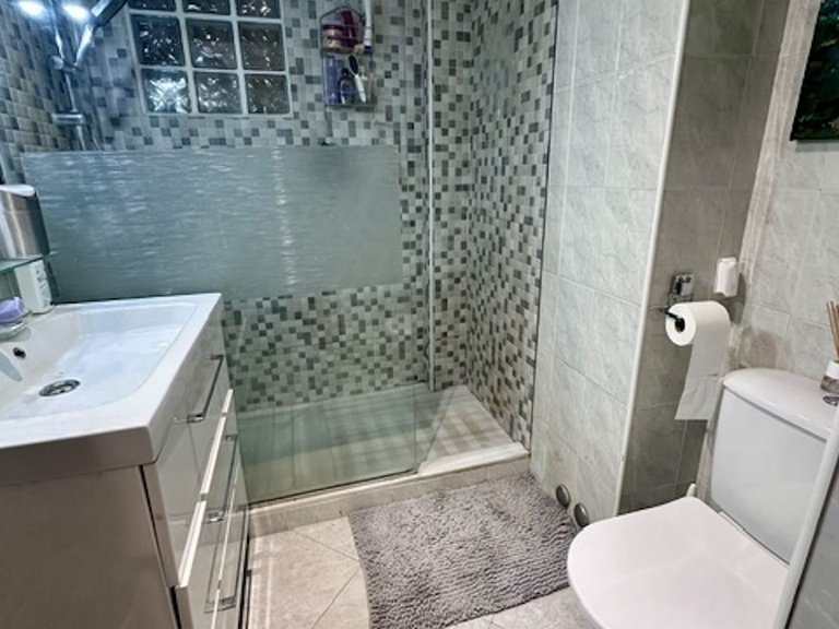 Apartment for Sale in San Pedro De Alcántara, Malaga 21