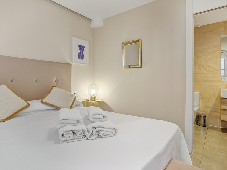 Apartment for Sale in Puerto Banús, Malaga 10