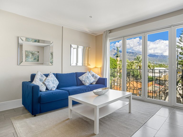 Apartment for Sale in Puerto Banús, Malaga 7