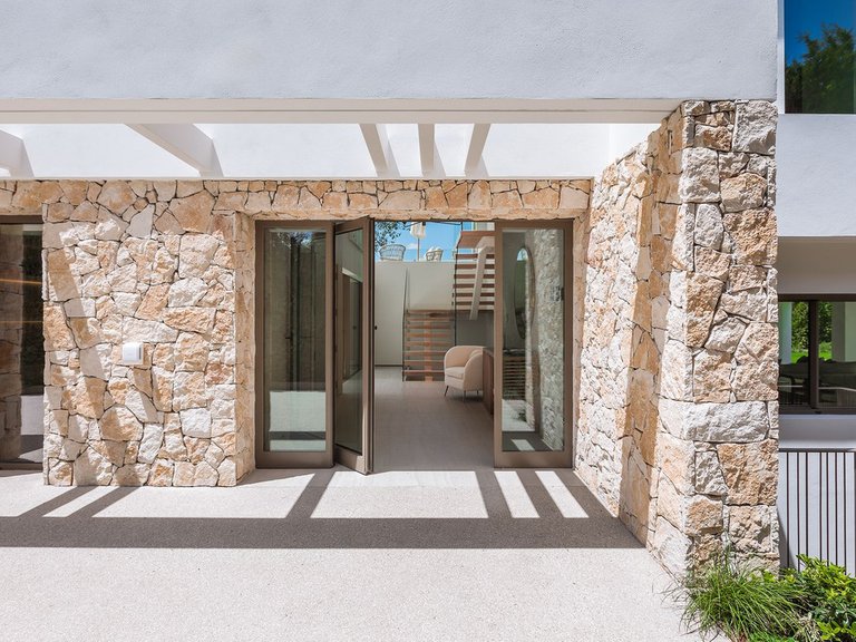 Villa for Sale in Marbella, Malaga 5
